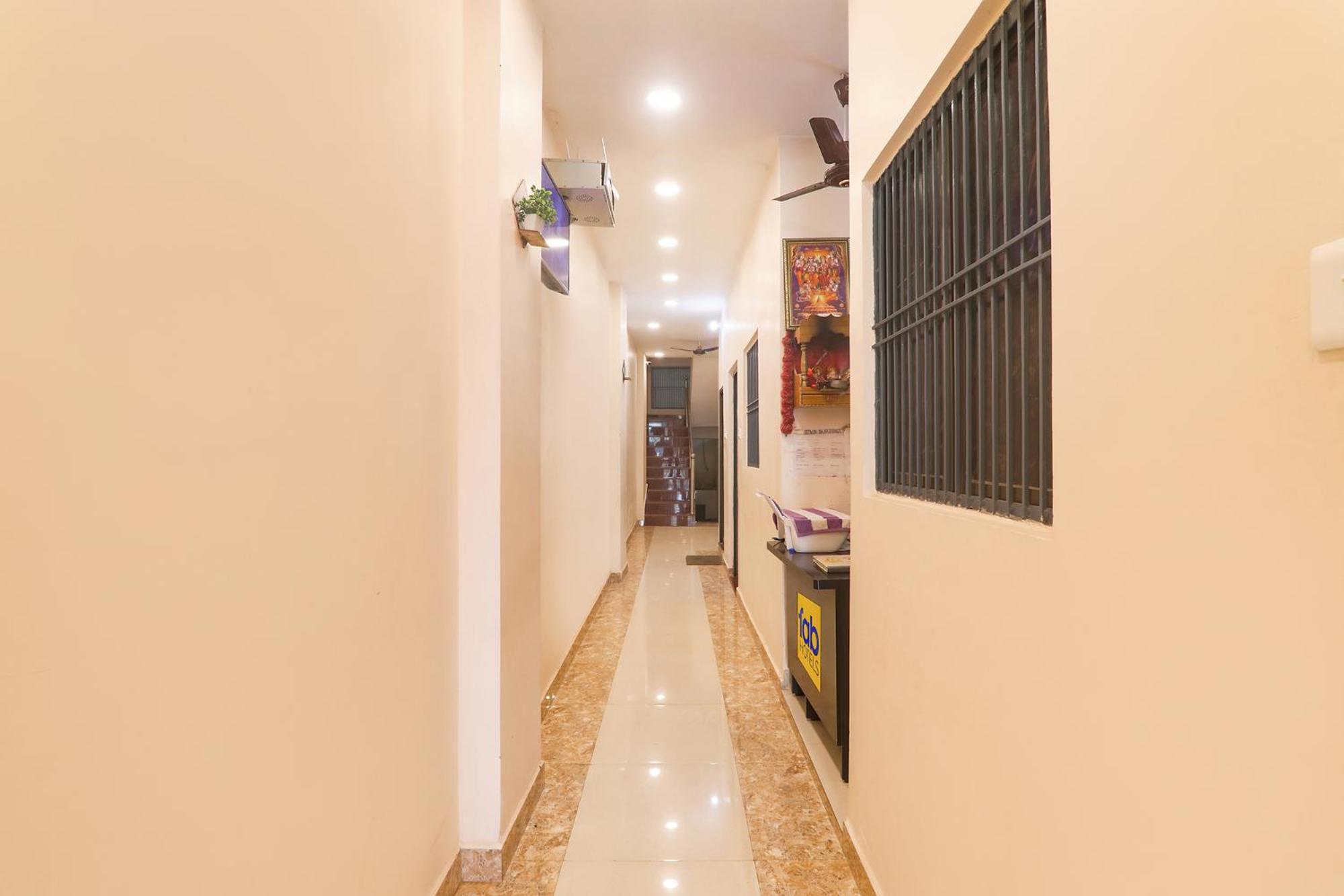 Fabhotel Rk Palace Ayodhya Buitenkant foto